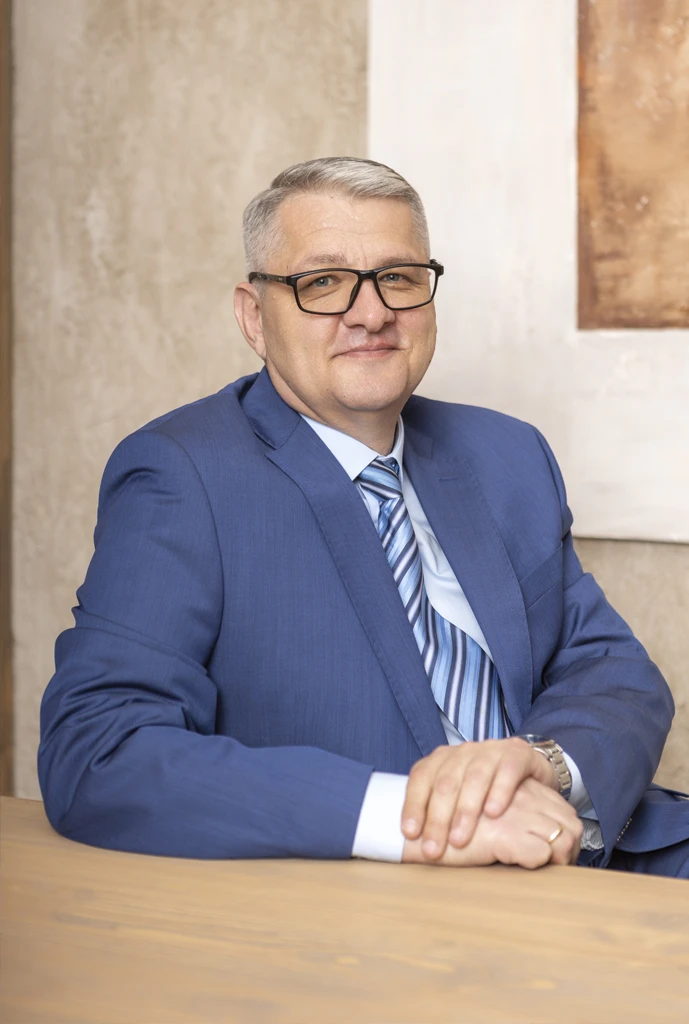 Деловой портрет мужчины политика