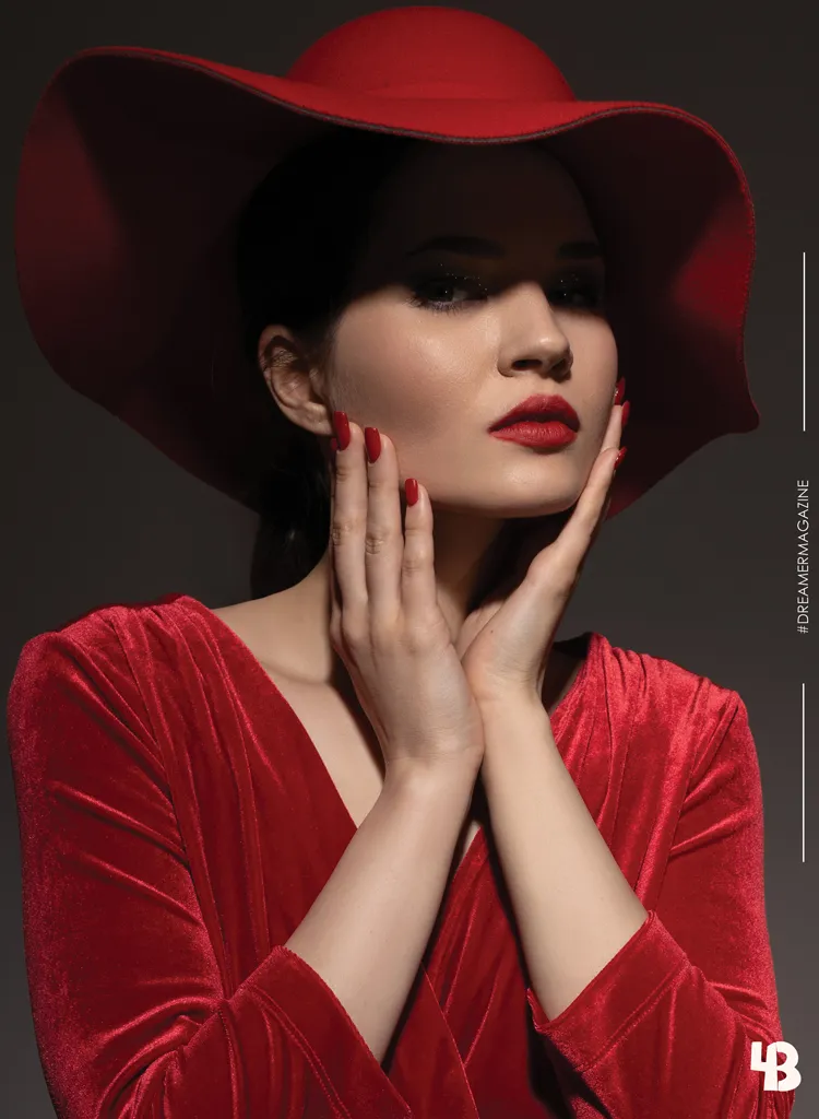 Публикация наших работ в журнале «Dreamer Magazine»
